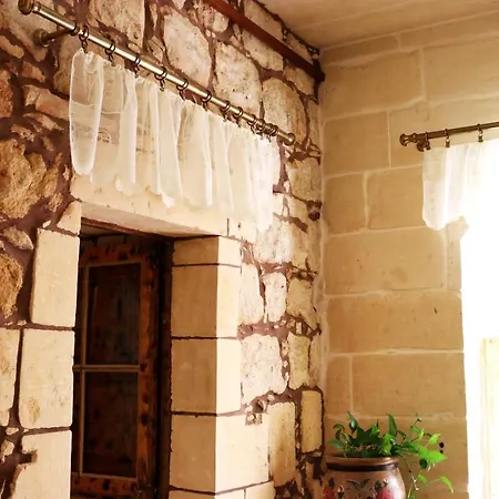 Oda ve Kahvaltı Il-barrag - Gozo Traditional Hospitality