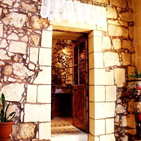 Oda ve Kahvaltı Il-barrag - Gozo Traditional Hospitality
